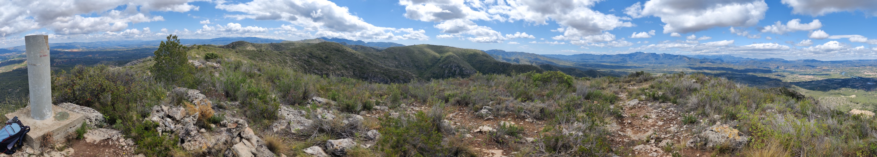 Vistas desde la cima de Les Càrcoles (425 m)