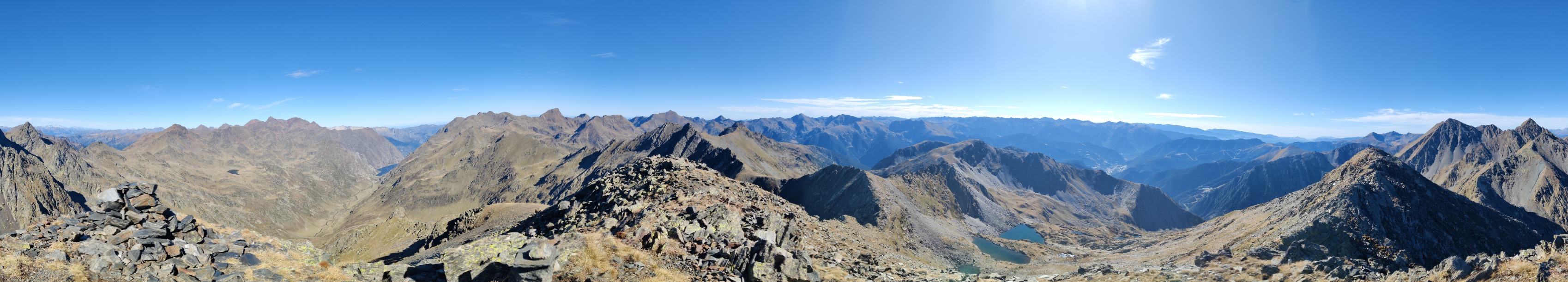 Vistas desde la cima del Pic del Pla de l'Estany (2860 m)